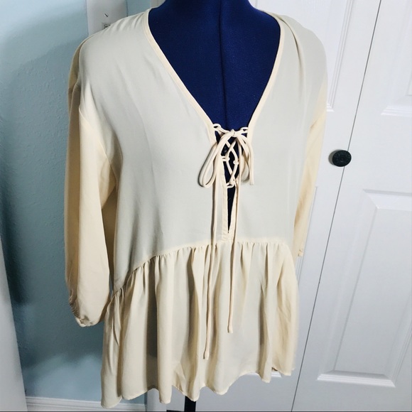 NWT Lucca Cream Cottagecore Boho Lace Up Peasant Top Size Medium - Picture 1 of 8